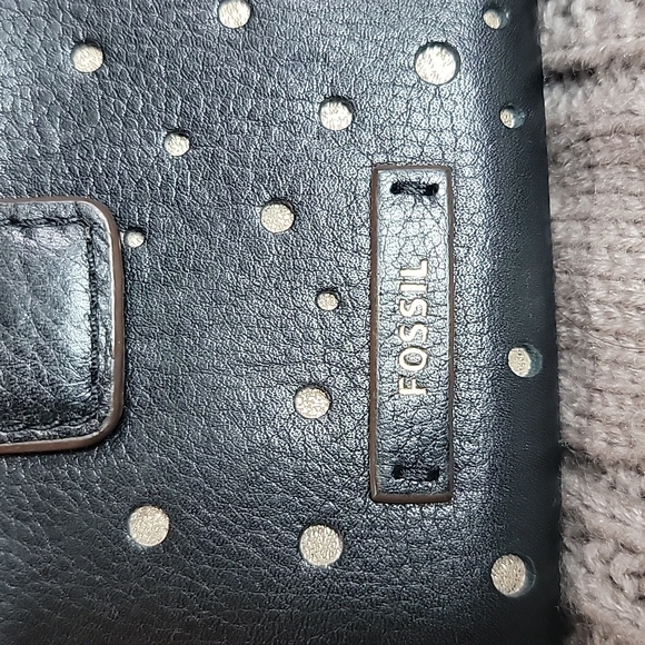 Black Fossil Wristlet/Crossbody - Picture 3 of 14